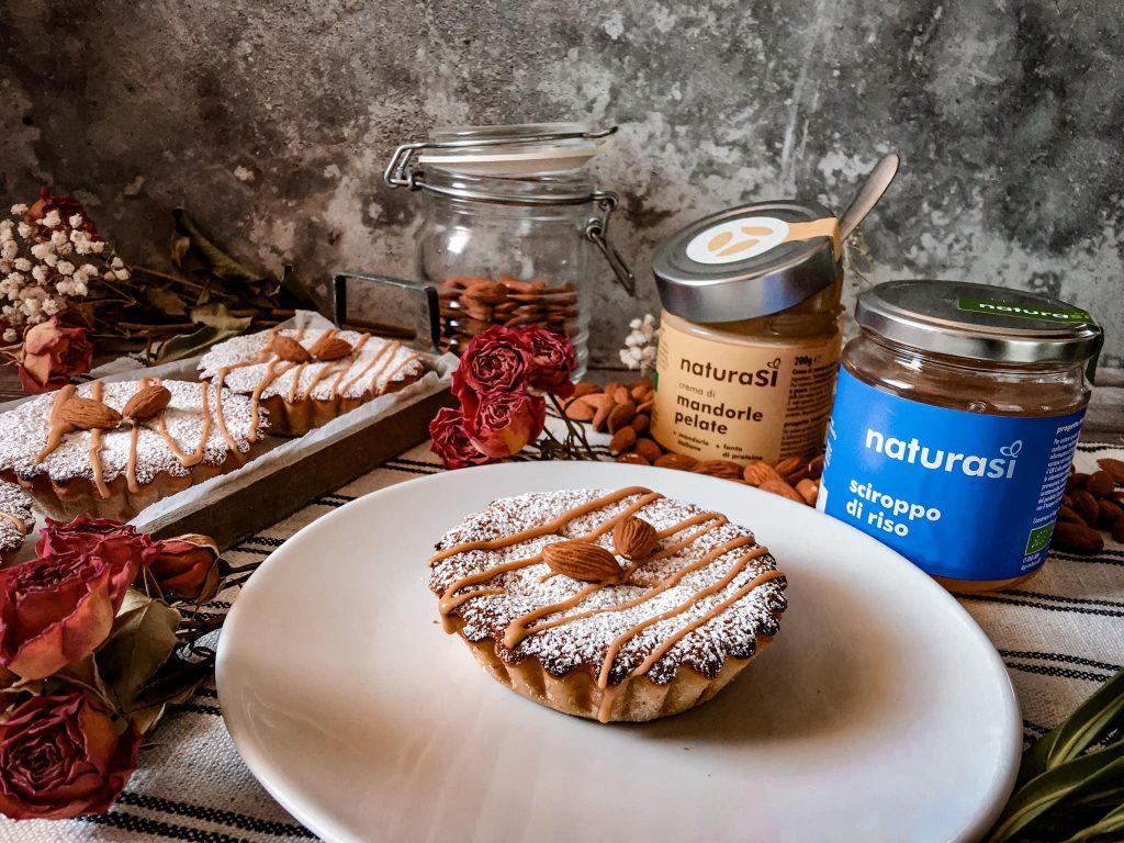 Crostatine ripiene alla mela e cannella